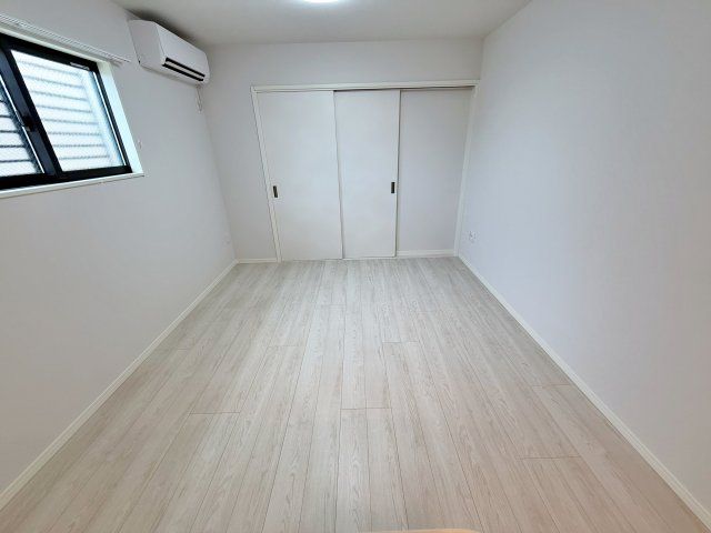 ベッドルーム
