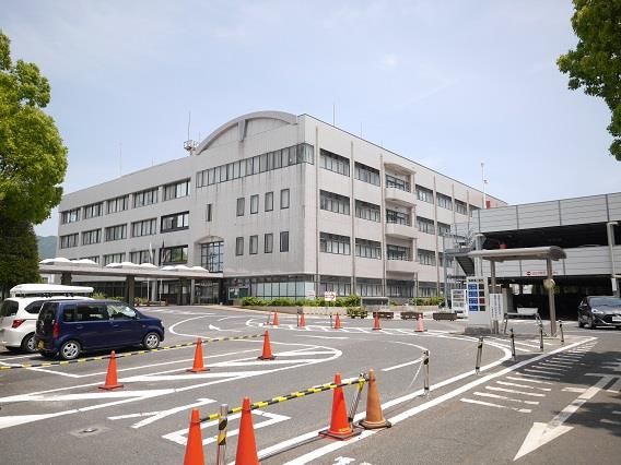 北九州市小倉南区役所(880m)