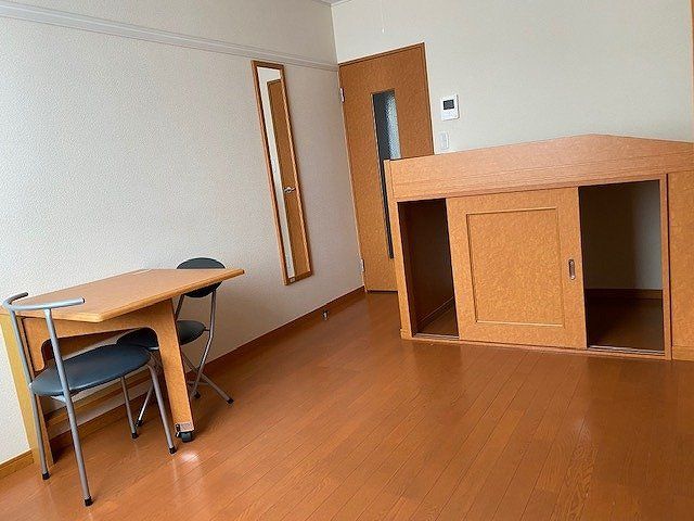 ベッドルーム