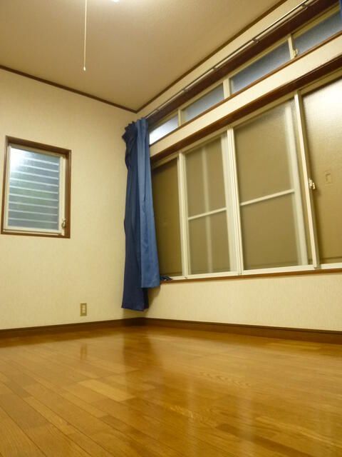 ベッドルーム