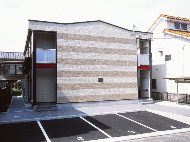 レオパレス青葉の外観画像