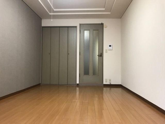 ベッドルーム