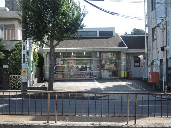 近くに施設あり