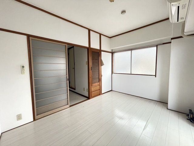 ベッドルーム