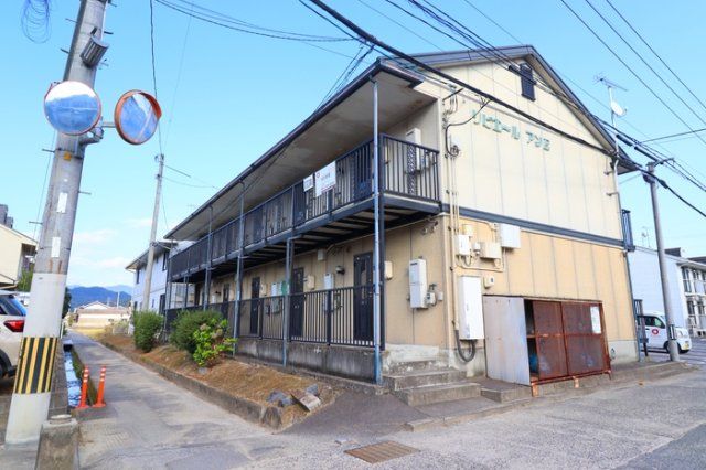 近くに施設あり