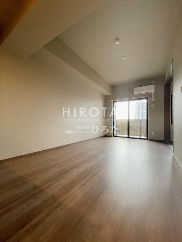 マツモトキヨシコムシティ店(650m)
