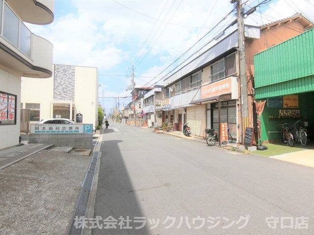 近くに施設あり