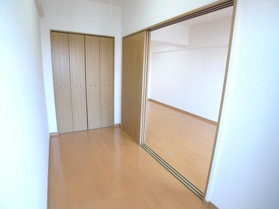ベッドルーム
