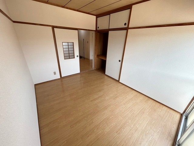 ベッドルーム