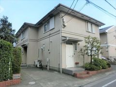 ヴェルジェ宮前の外観画像