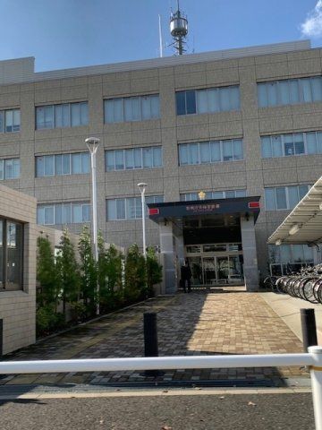 青梅警察署まで400m