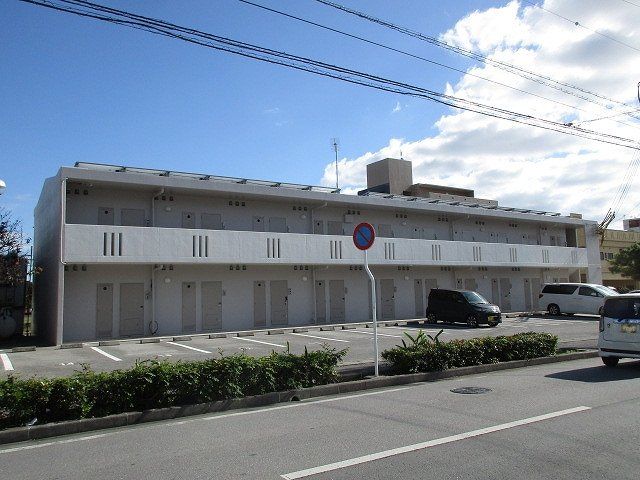 レオパレスサニーハウスうるまⅢの外観画像