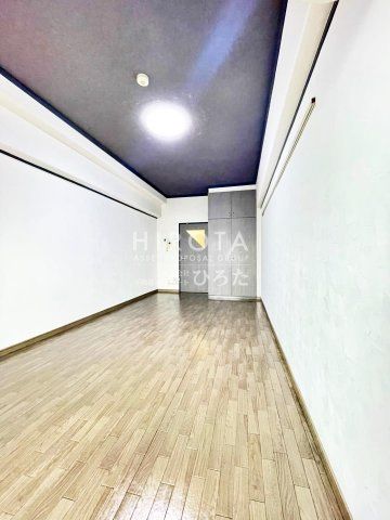 ファミリーマート／小倉富野口店 (230m)