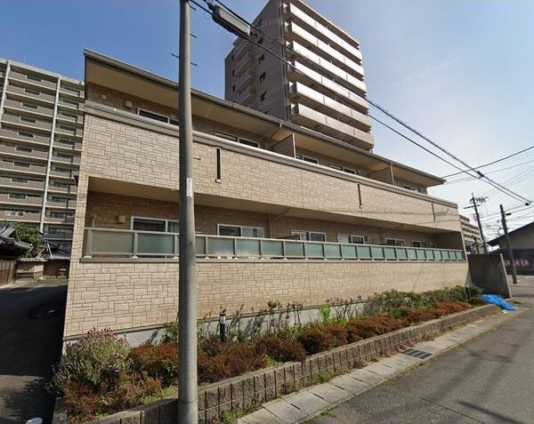 サニーコートの外観画像