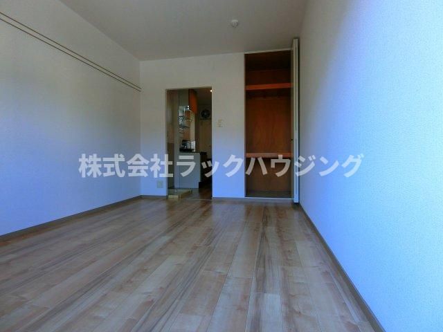 ベッドルーム