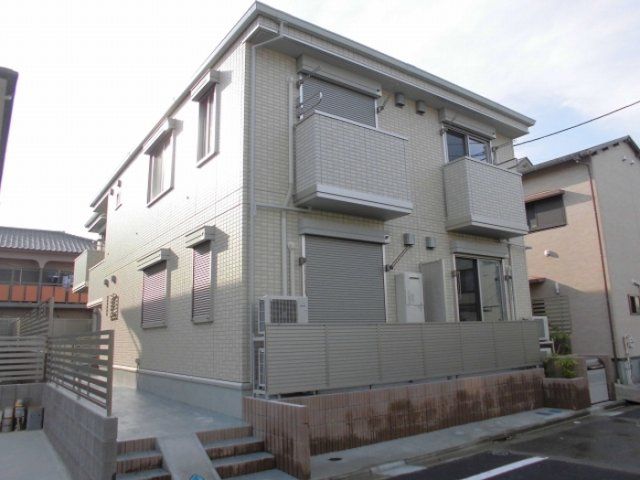 プラムブロッサム イーストの外観画像