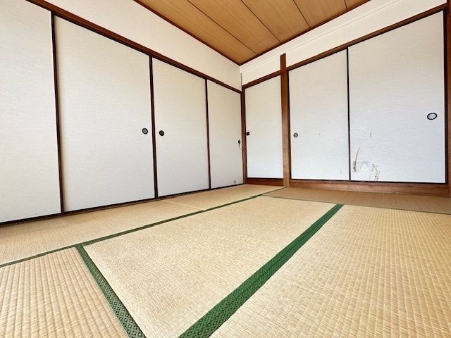 ベッドルーム