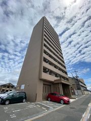 ロイヤルヒルズタワーの外観画像