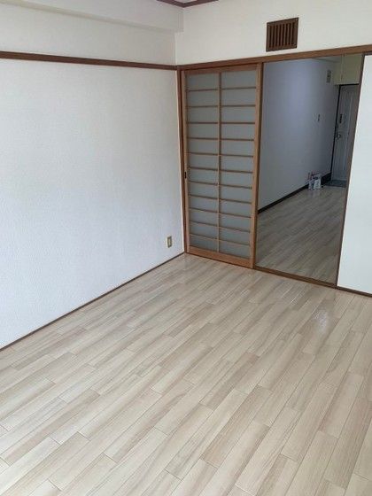 ベッドルーム