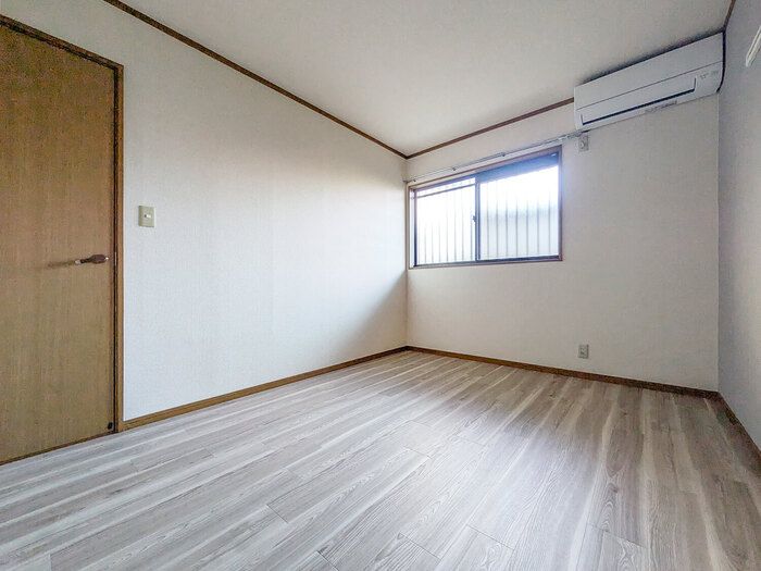 ベッドルーム