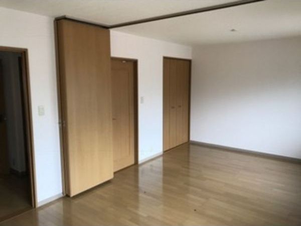ベッドルーム