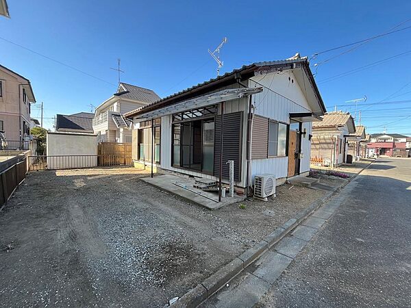 塚越アパートの外観画像
