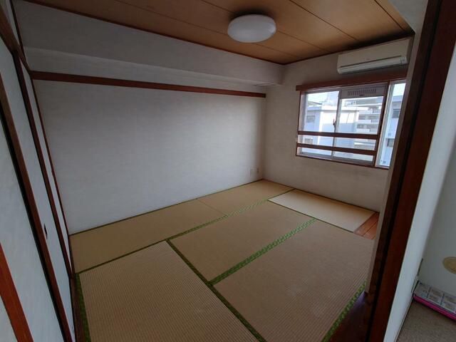 ベッドルーム