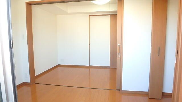 ベッドルーム