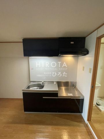 ゲオ/北九州中津口店 (916m)
