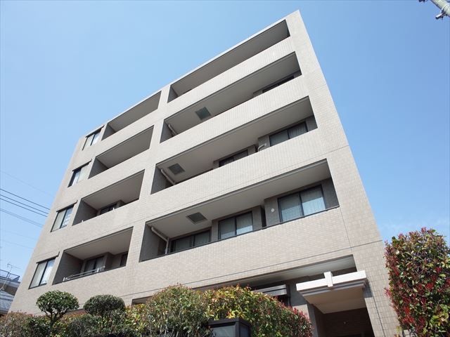 ファミール西新グランビオスの外観画像
