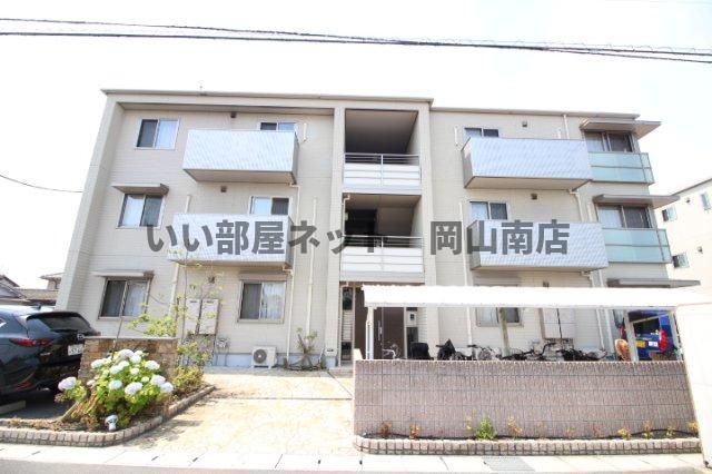 グランドウールA棟の外観画像