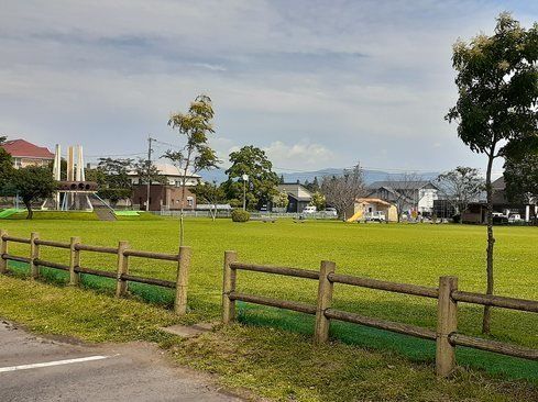 ひまわり公園まで900m