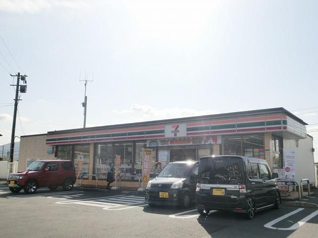 セブン‐イレブン／若松東二島店(203m)