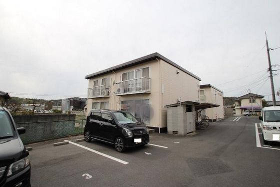 ファミール桃の郷 B棟の外観画像