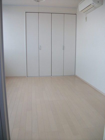 ベッドルーム