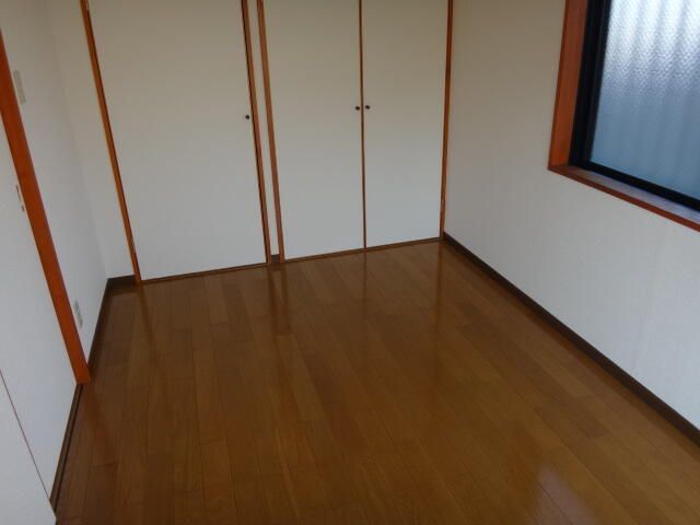 ベッドルーム