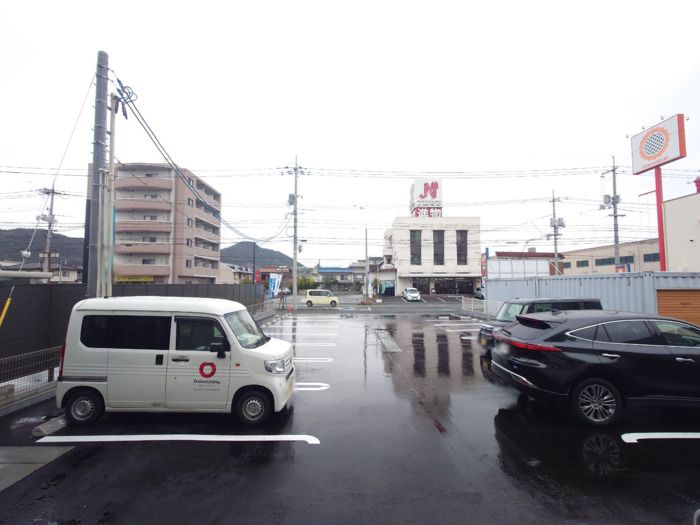 近くに施設あり