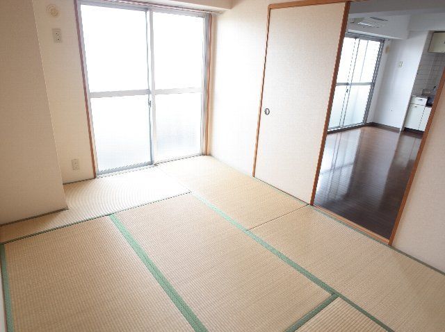 ベッドルーム