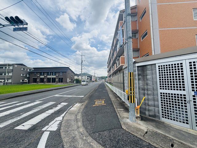 近くに施設あり