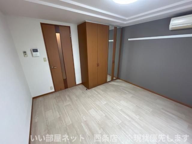 ベッドルーム