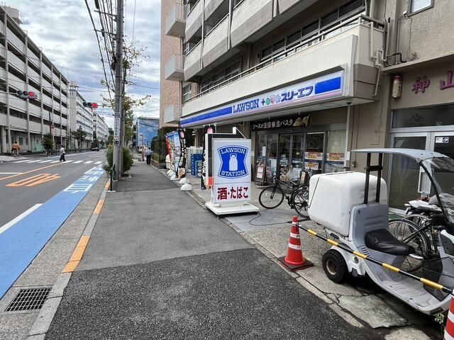 近くに施設あり