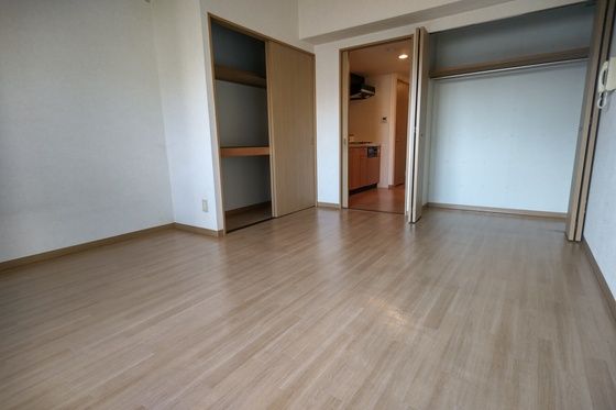 ベッドルーム