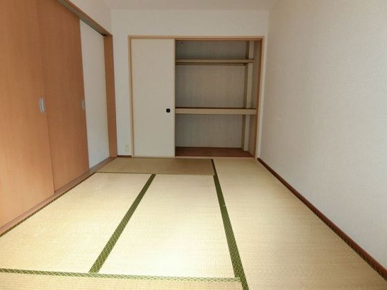 ベッドルーム