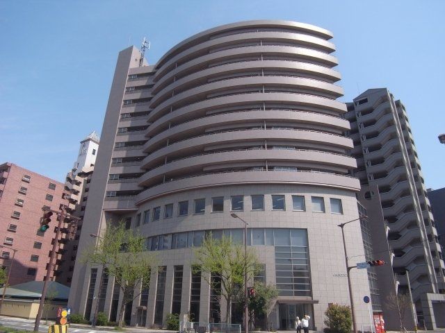 クレセントビルの外観画像
