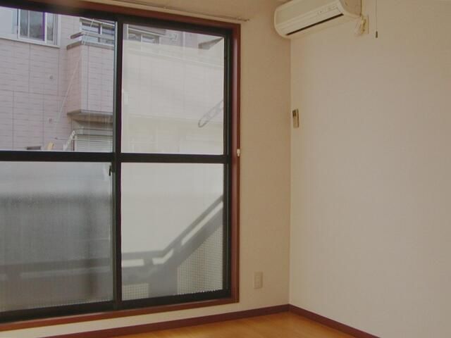 ベッドルーム