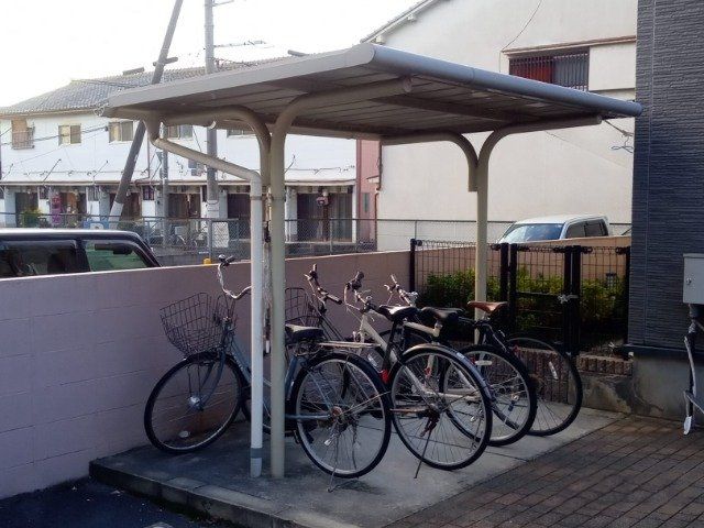 近くに施設あり