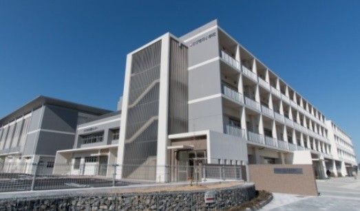 ひびきの小学校(800m)