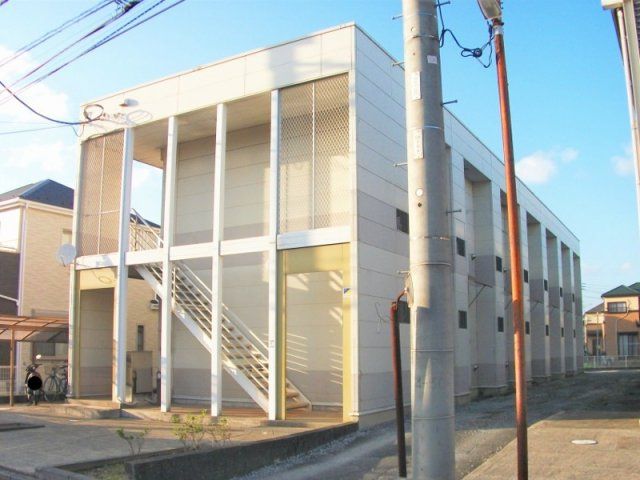 レオパレスメイプル5の外観画像
