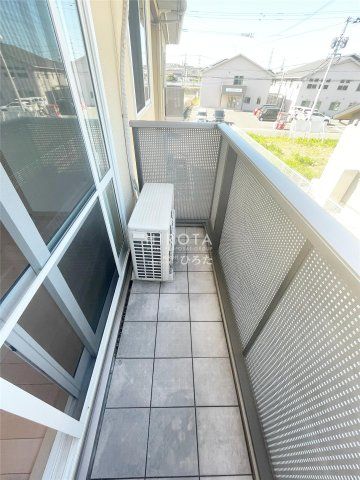 千代中学校(900m)