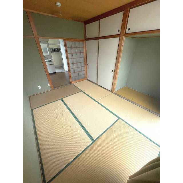 ベッドルーム
